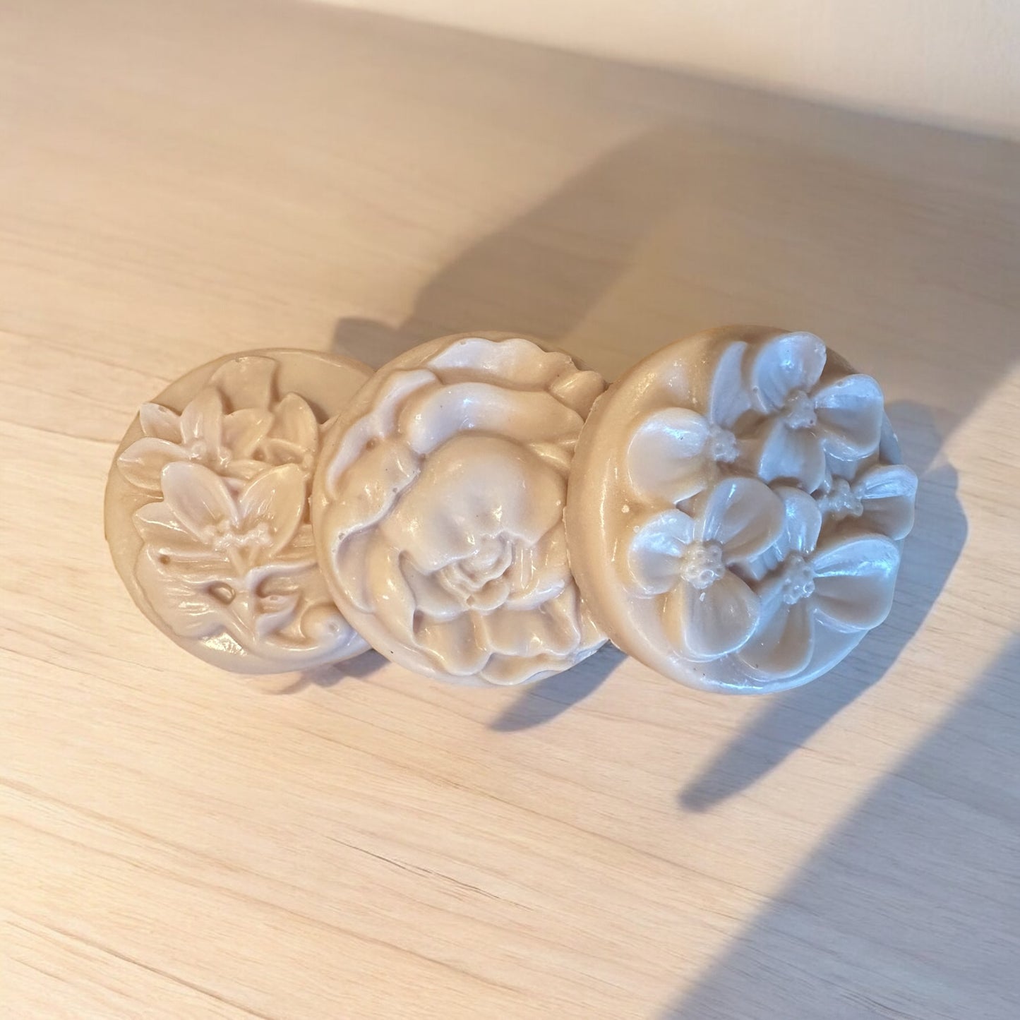 Coconut scent Soap (Set of 3)
